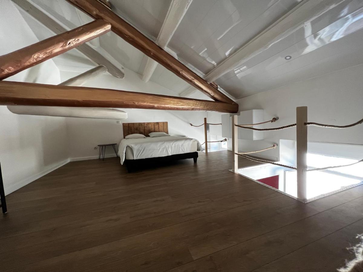 Apartment Superbe Duplex Climatisee Nîmes